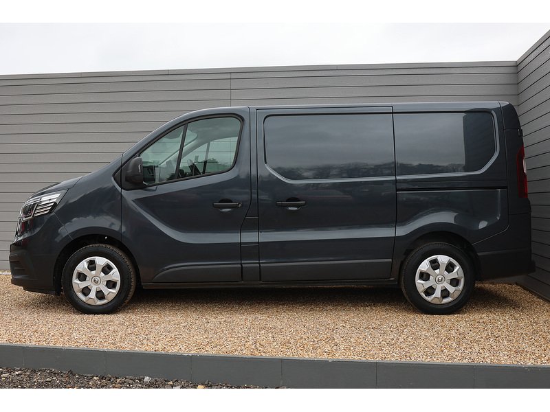 Used Renault Trafic 2022 for sale - 77902525: Photo 6
