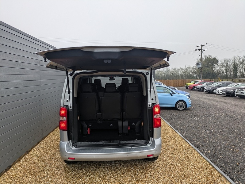 Used Peugeot Traveller 2017 for sale - 77283772: Photo 12