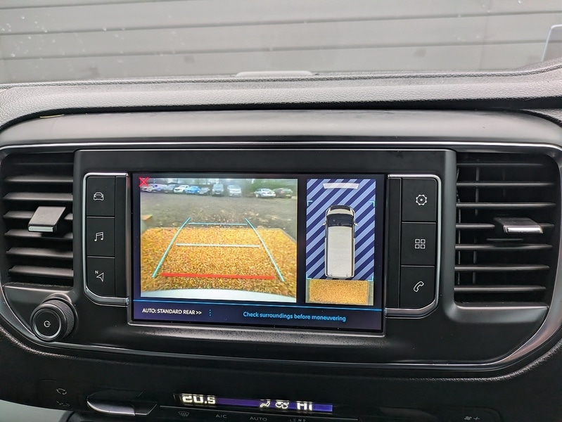 Used Peugeot Traveller 2017 for sale - 77283772: Photo 21