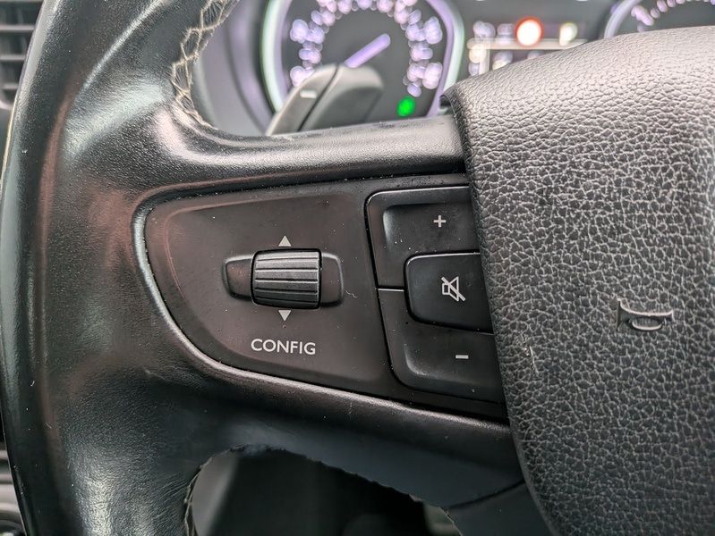 Used Peugeot Traveller 2017 for sale - 77283772: Photo 27