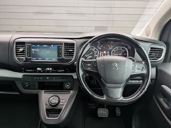 Used Peugeot Traveller 2017 for sale - 77283772: Photo