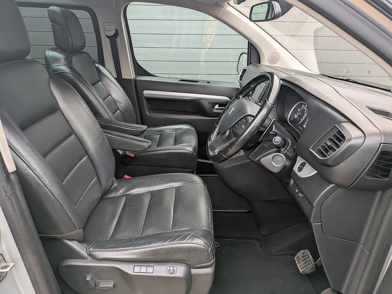 Used Peugeot Traveller 2017 for sale - 77283772: Photo 34