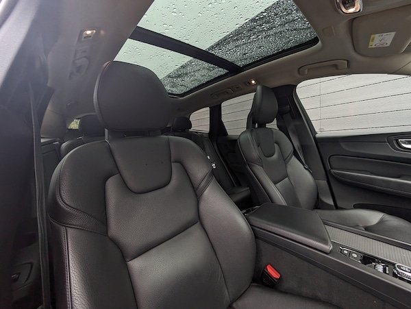 Used Volvo XC60 2018 for sale - 76163656: Photo 11