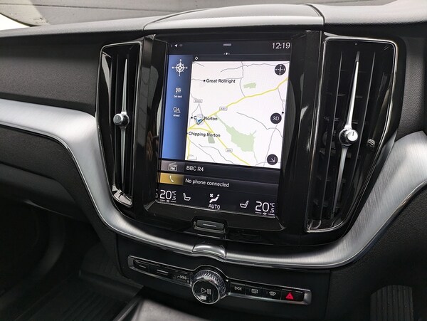 Used Volvo XC60 2018 for sale - 76163656: Photo 18