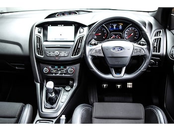 Used Ford Focus 2017 for sale - 79331178: Photo