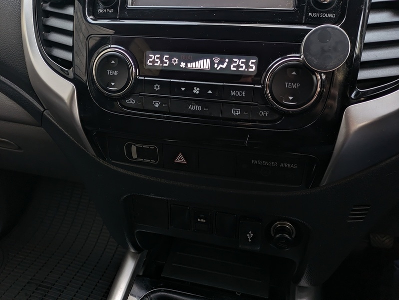 Used Mitsubishi L200 2018 for sale - 77621997: Photo 17