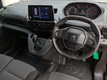 Used Peugeot Partner 2020 for sale - 76720048: Photo