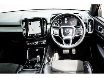 Used Volvo XC40 2018 for sale - 79530942: Photo