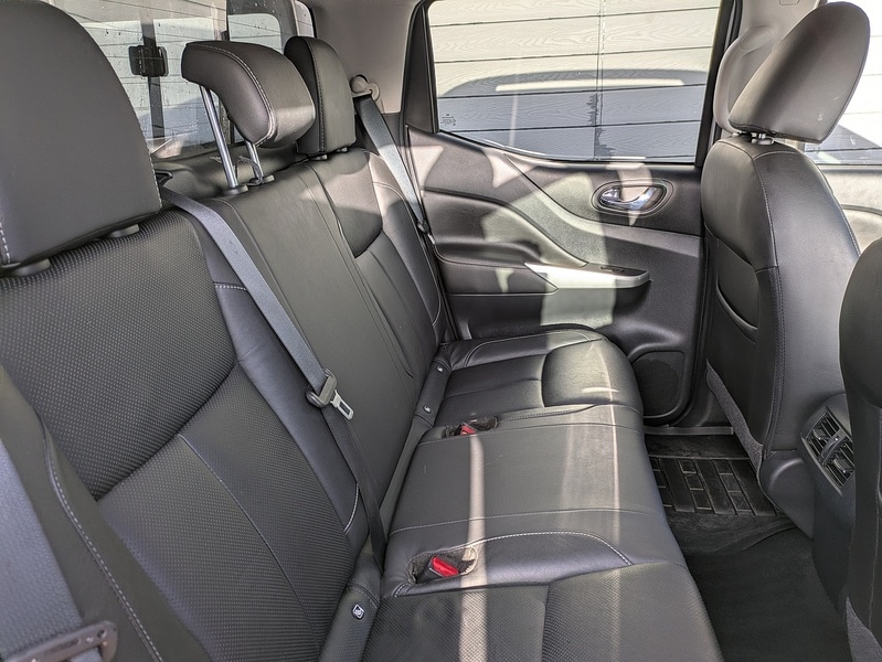 Used Nissan Navara 2019 for sale - 76879327: Photo 23