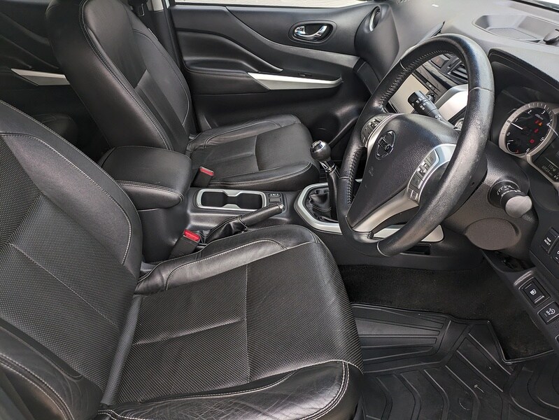 Used Nissan Navara 2017 for sale - 76413297: Photo 10