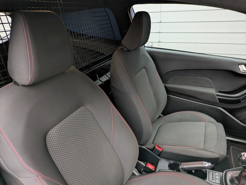 Used Ford Fiesta Van 2020 for sale - 77404573: Photo 33