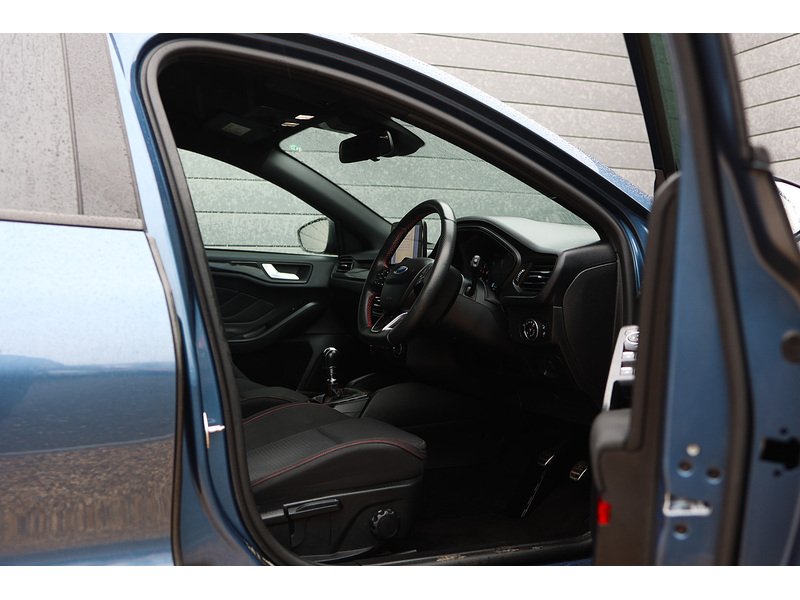 Used Ford Focus 2020 for sale - 78016642: Photo 16