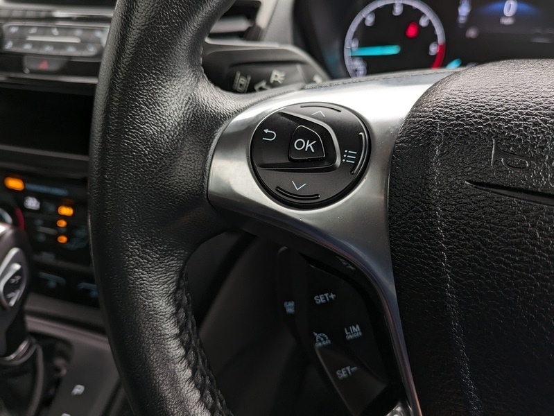 Used Ford Grand Tourneo Connect 2018 for sale - 75970322: Photo 16