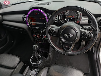 Used MINI Hatch 2017 for sale - 76320175: Photo 2