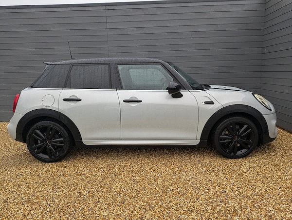 Used MINI Hatch 2017 for sale - 76320175: Photo 6