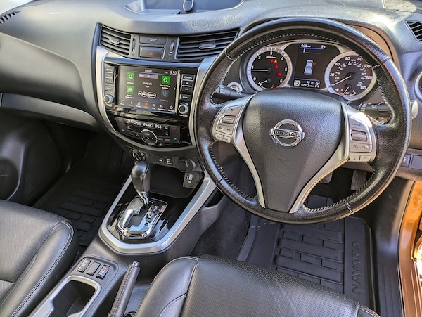 Used Nissan Navara 2021 for sale - 76330405: Photo 2