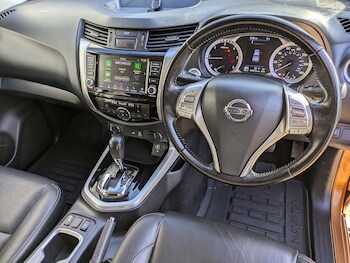 Used Nissan Navara 2021 for sale - 76330405: Photo