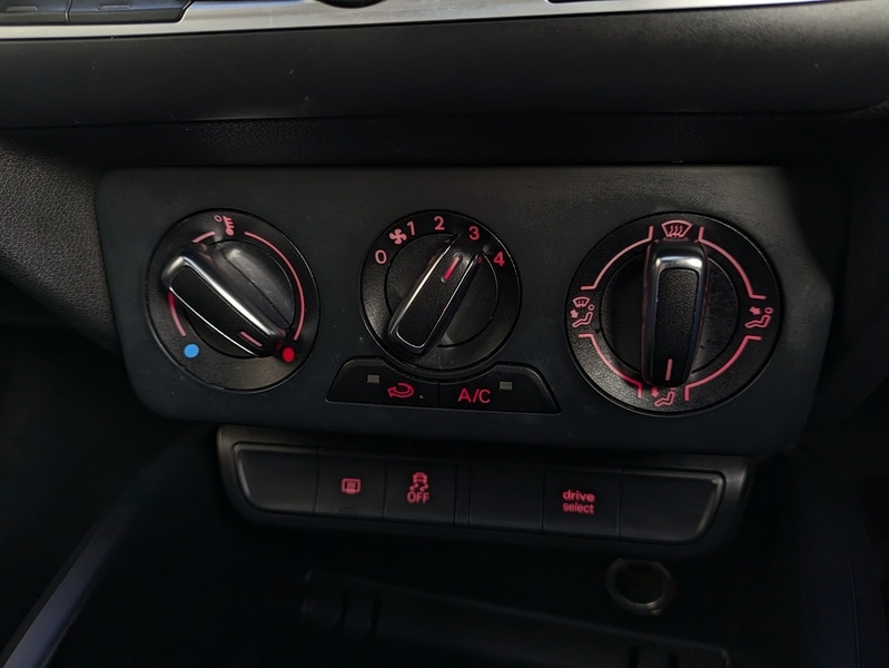 Used Audi A1 2015 for sale - 76962854: Photo 15