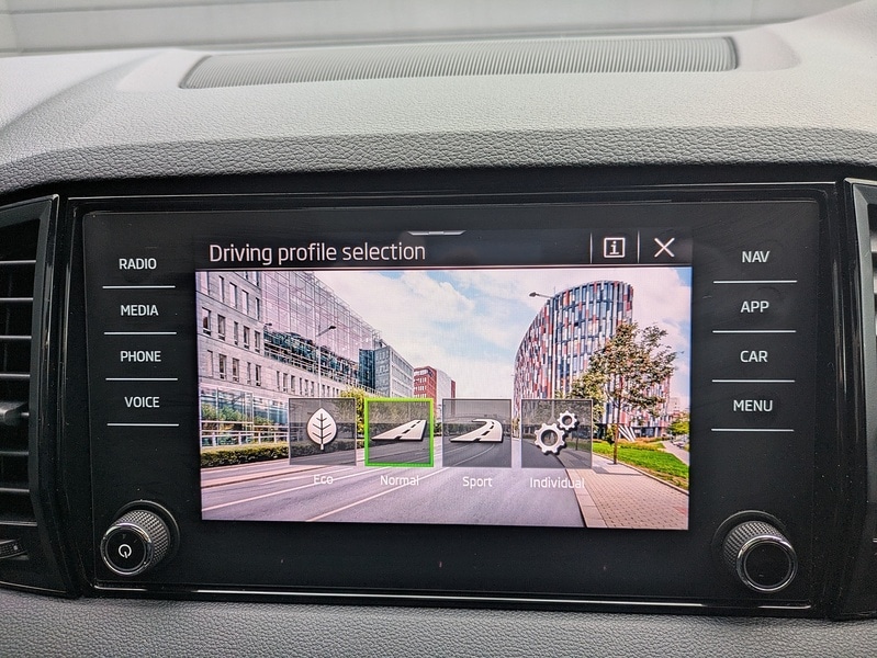 Used Skoda Karoq 2021 for sale - 77012259: Photo 19