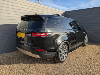 Used Land Rover Discovery 2017 for sale - 76392259: Photo