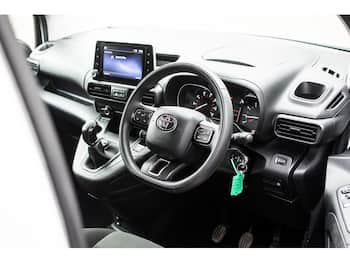 Used Toyota ProAce 2021 for sale - 79673931: Photo
