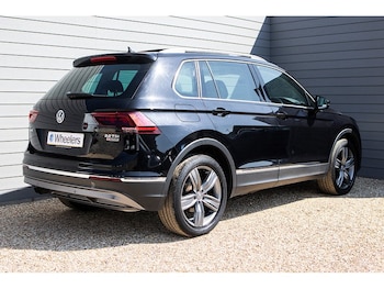 Used Volkswagen Tiguan 2016 for sale - 79423180: Photo