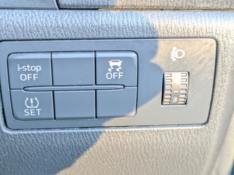 Used Mazda Mazda3 2017 for sale - 77107250: Photo 31