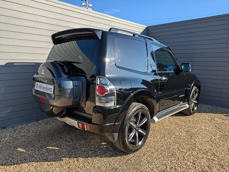 Used Mitsubishi Shogun 2017 for sale - 76102086: Photo 3