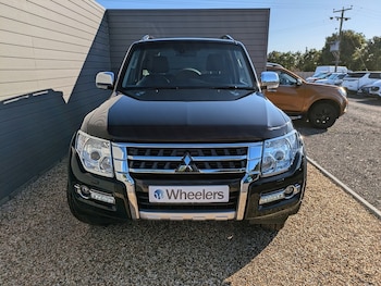 Used Mitsubishi Shogun 2017 for sale - 76102086: Photo