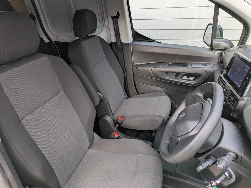 Used Peugeot Partner 2022 for sale - 77046211: Photo 11