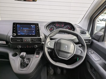 Used Peugeot Partner 2022 for sale - 77046211: Photo