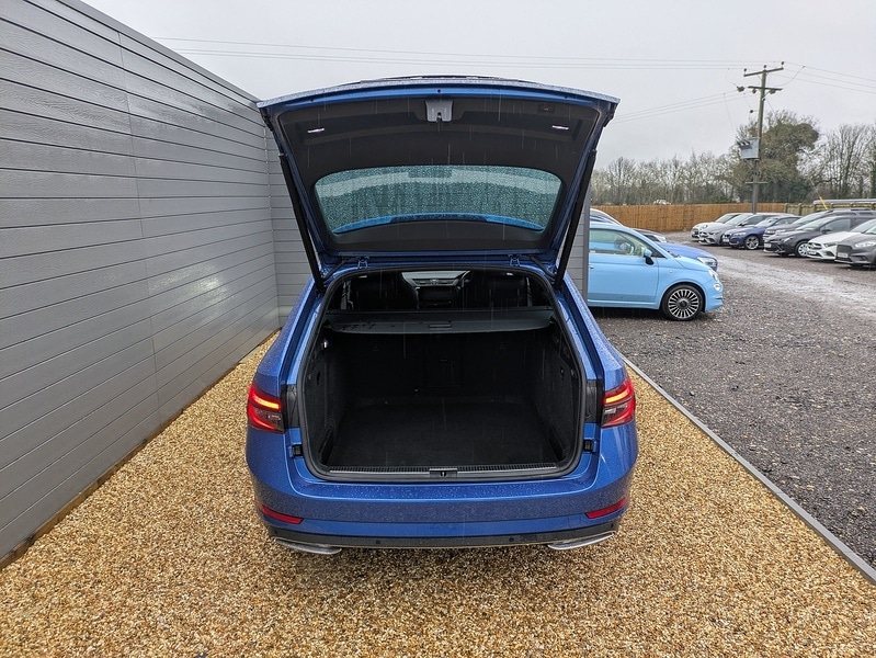 Used Skoda Superb 2020 for sale - 77196434: Photo 14