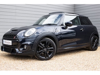Used MINI Hatch 2019 for sale - 79582416: Photo