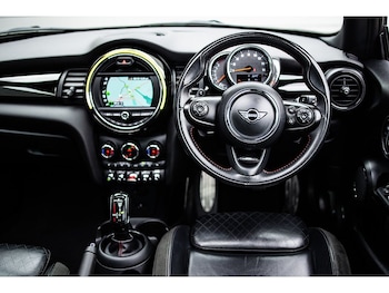 Used MINI Hatch 2019 for sale - 79582416: Photo