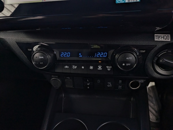 Used Toyota Hilux 2022 for sale - 76206681: Photo 13