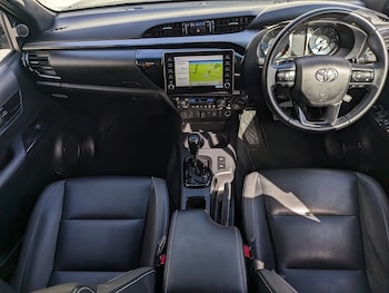 Used Toyota Hilux 2022 for sale - 76206681: Photo 2