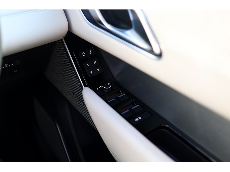 Used Land Rover Range Rover Velar 2018 for sale - 77947037: Photo 27