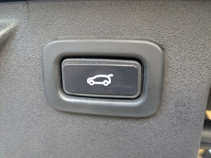 Used Land Rover Discovery Sport 2021 for sale - 77621998: Photo 31