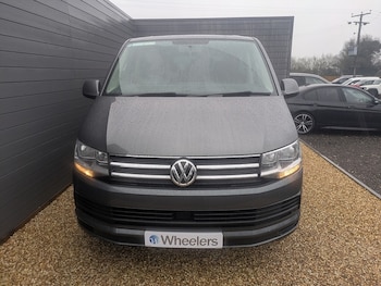 Used Volkswagen Transporter Shuttle 2019 for sale - 76578163: Photo