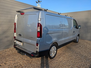 Used Renault Trafic 2018 for sale - 76694291: Photo