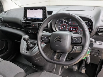 Used Citroen Berlingo 2023 for sale - 77817937: Photo