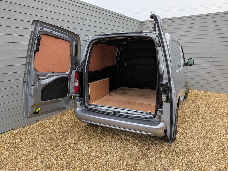 Used Citroen Berlingo 2023 for sale - 77817937: Photo 3