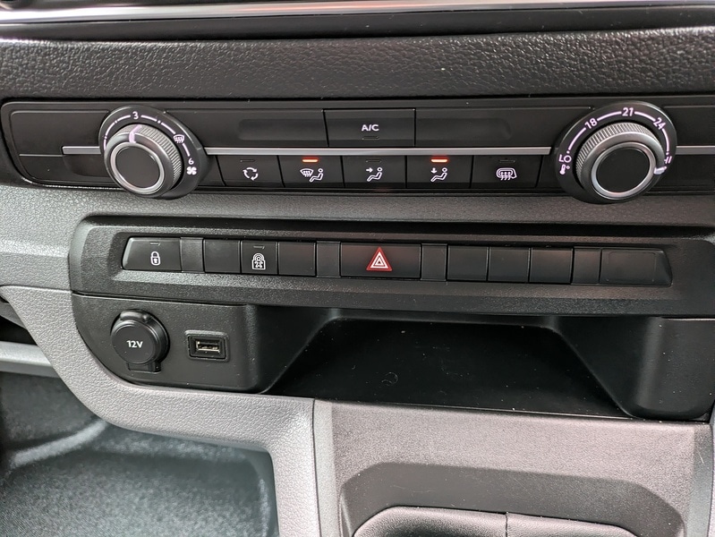 Used Vauxhall Vivaro for sale - 76969727: Photo 14