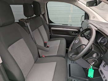 Used Vauxhall Vivaro 2021 for sale - 76969727: Photo