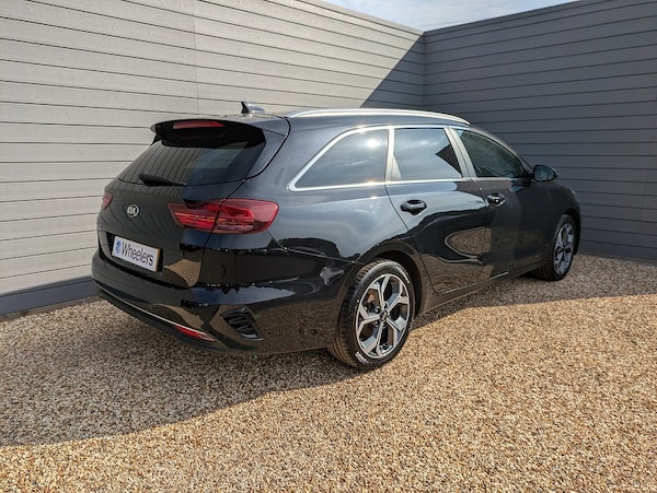 Used Kia Ceed 2020 for sale - 75556829: Photo 3