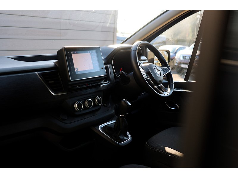 Used Renault Trafic 2023 for sale - 77937392: Photo 2