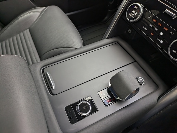 Used Land Rover Discovery 2022 for sale - 75444914: Photo 11