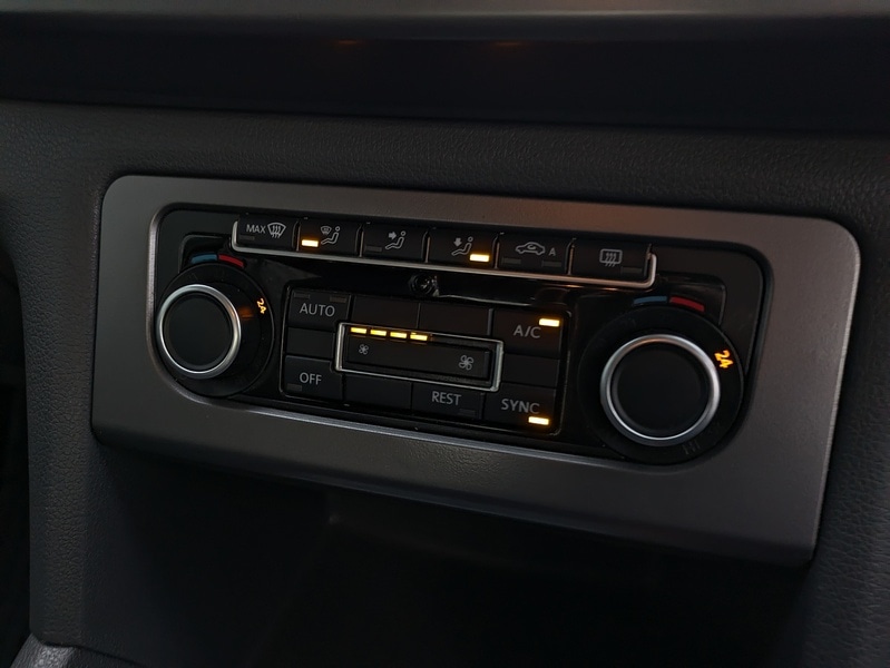 Used Volkswagen Amarok 2015 for sale - 76559536: Photo 13