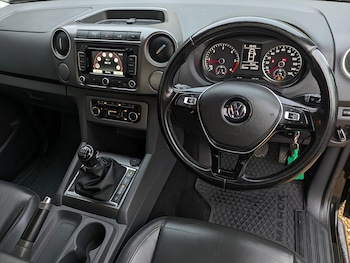 Used Volkswagen Amarok 2015 for sale - 76559536: Photo