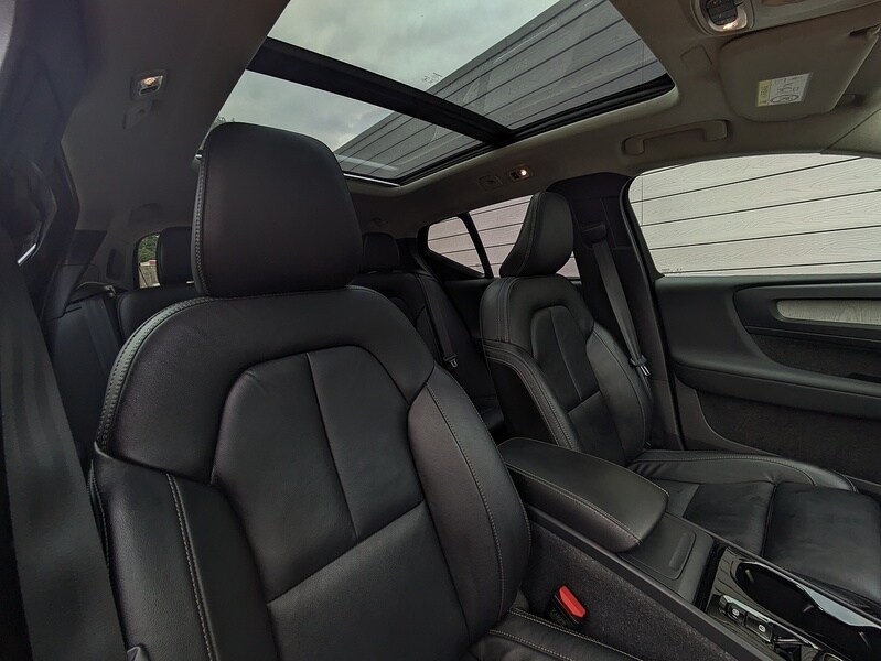 Used Volvo XC40 2022 for sale - 76879320: Photo 11